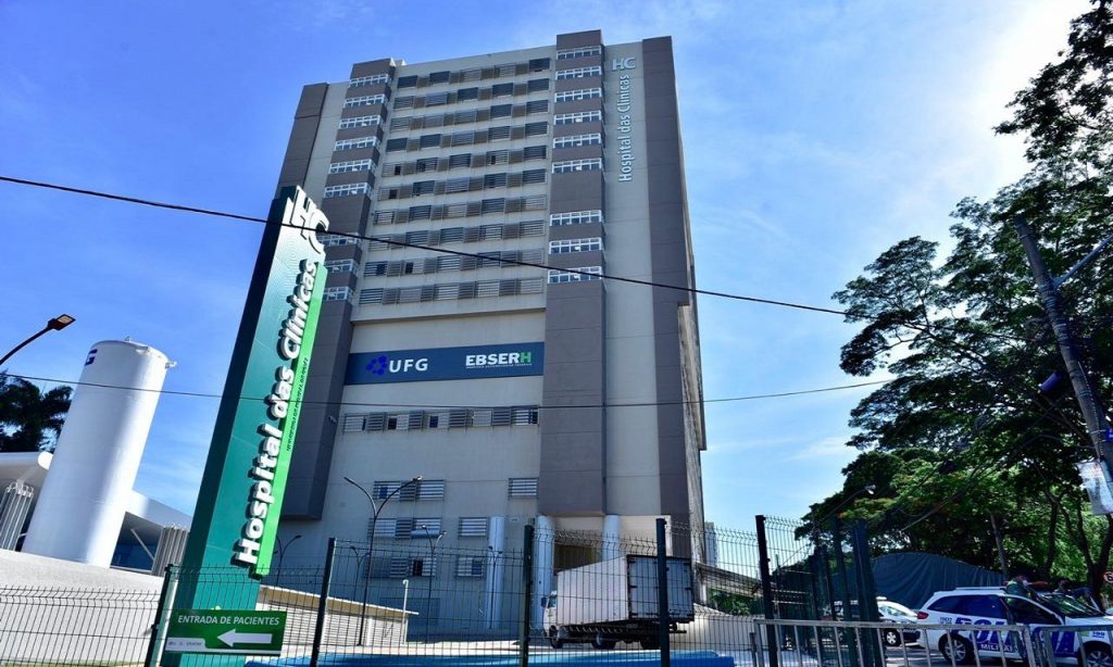 Imagem Ilustrando a Notícia: Com a presença de Caiado e Milton Ribeiro, Hospital das Clinicas da UFG é inaugurado
