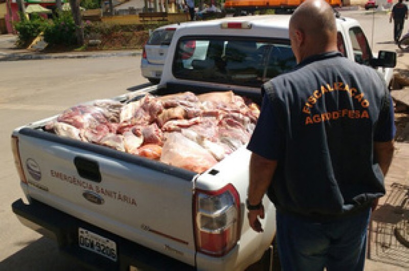 Imagem Ilustrando a Notícia: Fiscalização apreende mais de 1,5 tonelada de carne clandestina