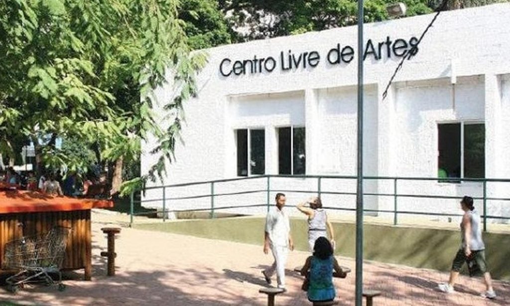 Imagem Ilustrando a Notícia: Centro Livre de Artes do Bosque dos Buritis abre 1,2 mil vagas em cursos e oficinas