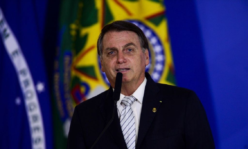 Imagem Ilustrando a Notícia: Câmara de Goiânia aprova título de cidadão goianiense a Bolsonaro