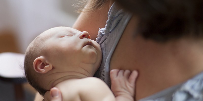 Imagem Ilustrando a Notícia: Comissão do Senado aprova licença-maternidade de 180 dias