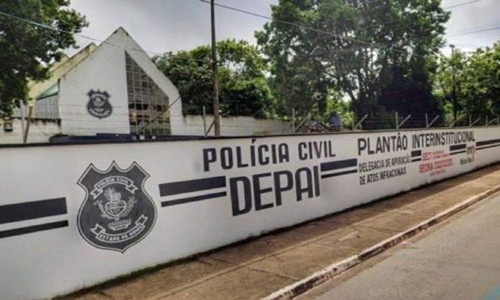 Imagem Ilustrando a Notícia: Adolescente é apreendido suspeito de matar o padrasto em Goiânia