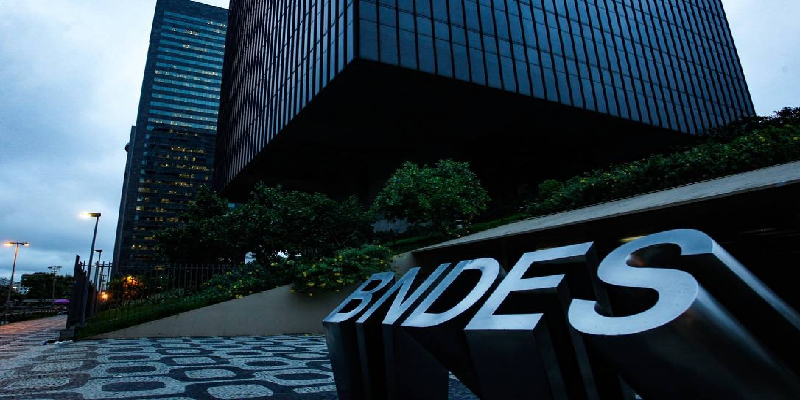 Imagem Ilustrando a Notícia: BNDES lança processo que reduz prazo para aprovação de crédito