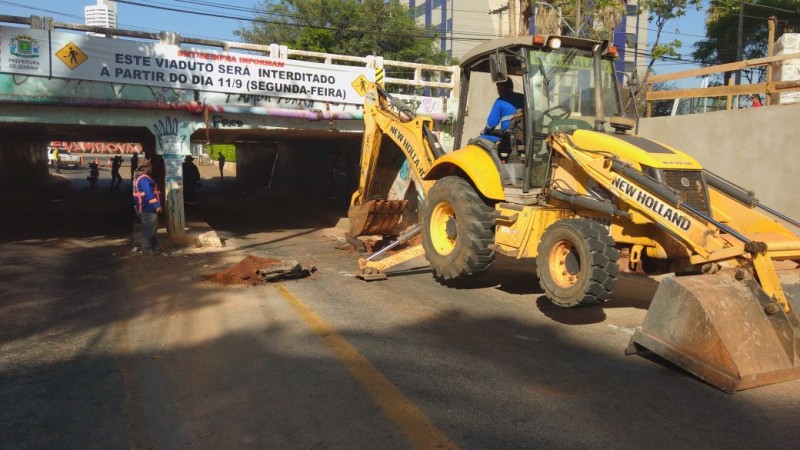 Imagem Ilustrando a Notícia: Iniciadas obras estruturais e de drenagem no viaduto da Avenida H