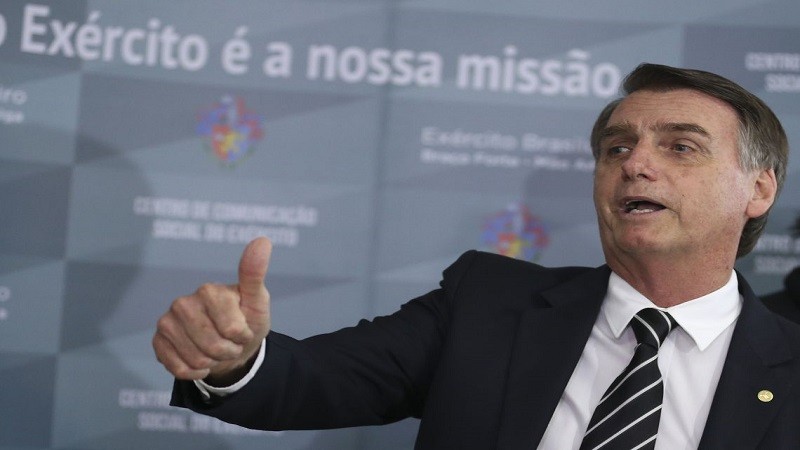 Imagem Ilustrando a Notícia: Bolsonaro vai a São Paulo na quinta fazer nova avaliação médica