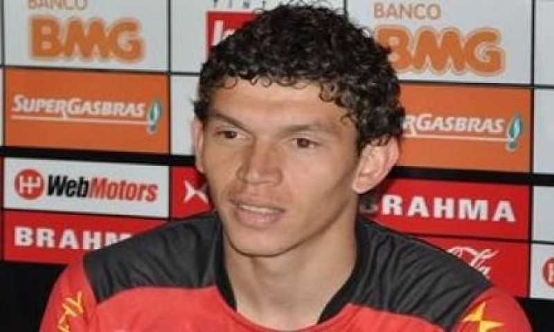 Imagem Ilustrando a Notícia: Júnior Viçosa terá chance no ataque