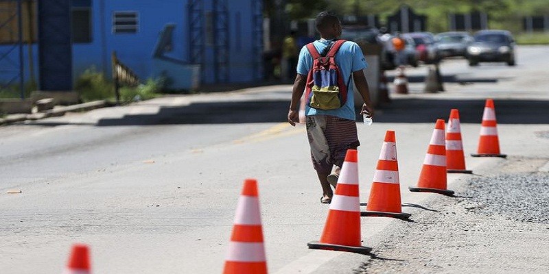 Imagem Ilustrando a Notícia: Após conflitos em Pacaraima, ruas e comércio têm pouco movimento