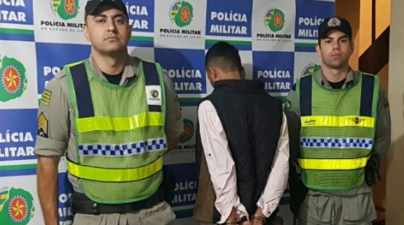 Imagem Ilustrando a Notícia: Polícia flagra traficante no Verão Sertanejo