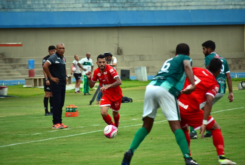 Imagem Ilustrando a Notícia: Vila Nova tropeça  e fica no empate contra o Rio Verde