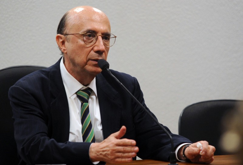 Imagem Ilustrando a Notícia: Meirelles diz que com ajuste déficit primário será revertido a partir de 2021