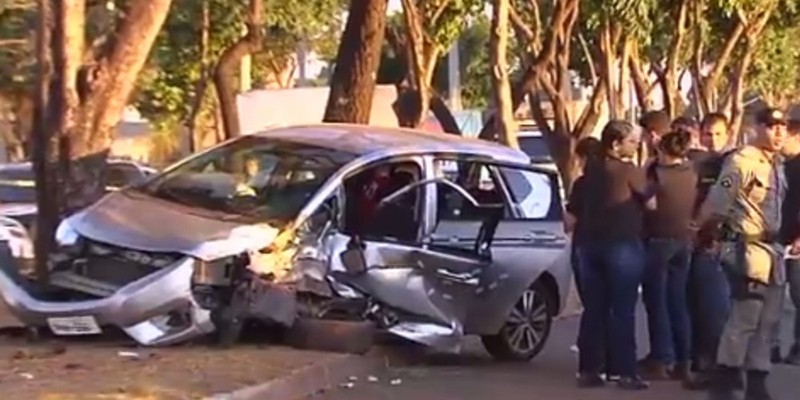 Imagem Ilustrando a Notícia: Homem é assassinado quando passava de carro no Bairro Goyá