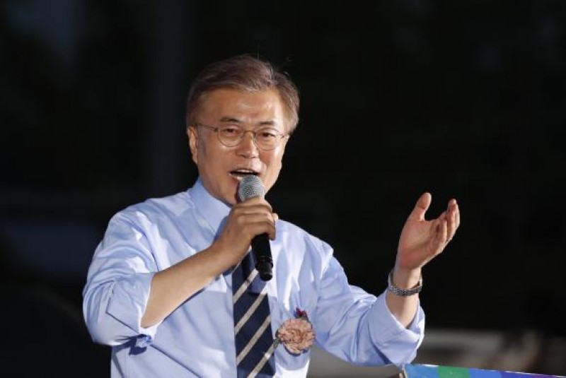 Imagem Ilustrando a Notícia: Moon Jae-in deve vencer eleição presidencial coreana, indica pesquisa