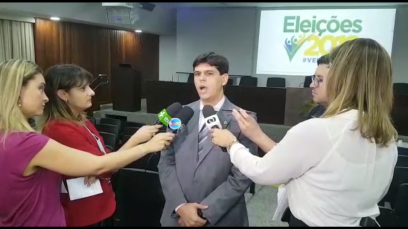 Imagem Ilustrando a Notícia: Em Goiás, 56 urnas foram substituídas por erros no sistema