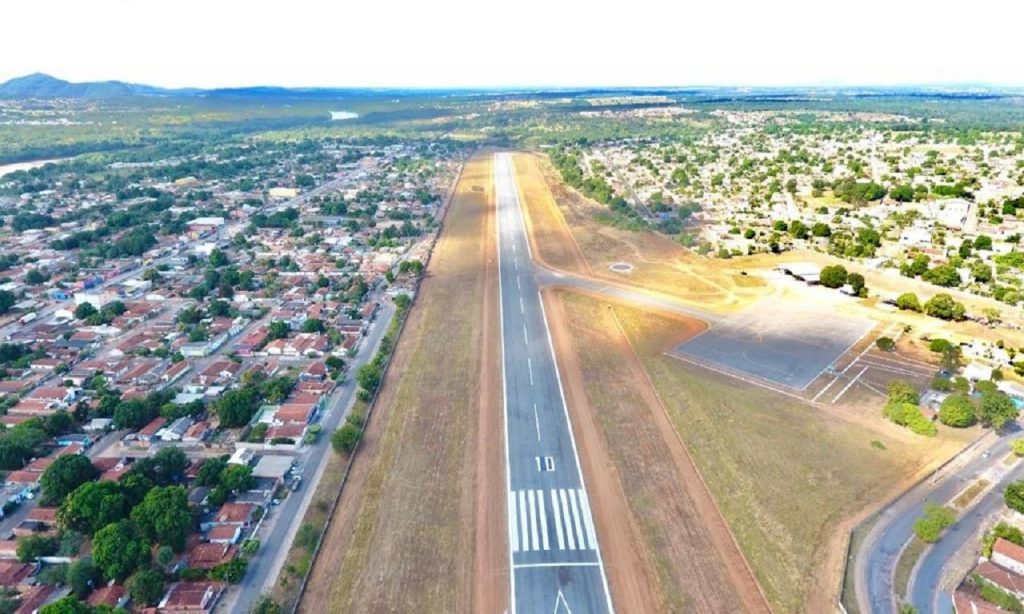 Imagem Ilustrando a Notícia: Governo de Goiás coloca em operação 13 aeroportos em 2020