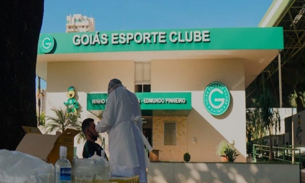Imagem Ilustrando a Notícia: Oito pessoas testaram positivo para Covid-19 no Goiás Esporte Clube