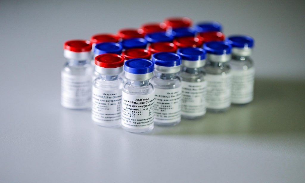Imagem Ilustrando a Notícia: Rússia registra segunda vacina contra a Covid-19 após testes preliminares