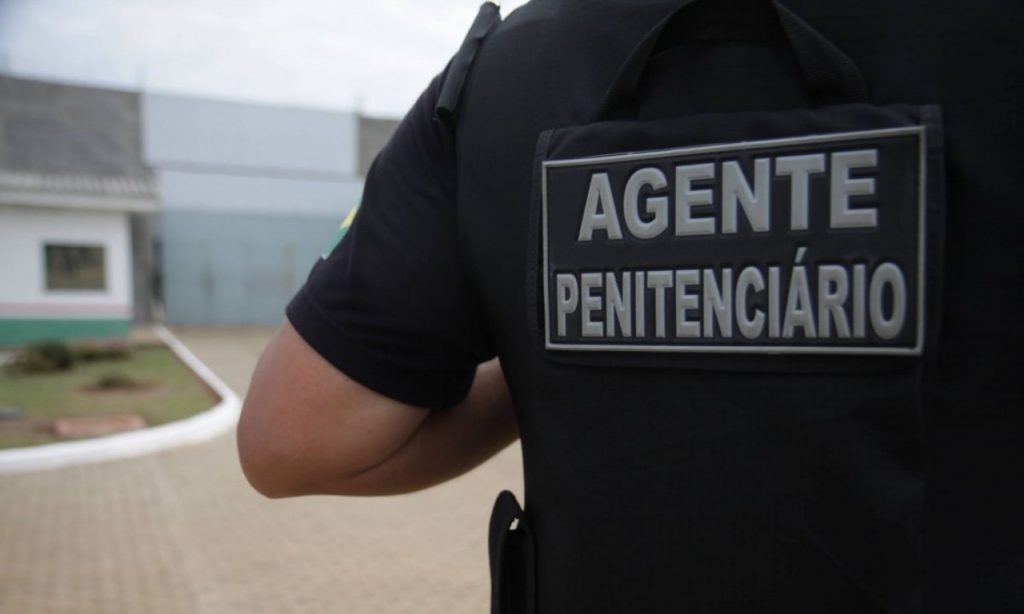 Imagem Ilustrando a Notícia: Concurso oferece 500 vagas para agente penitenciário, em Goiás
