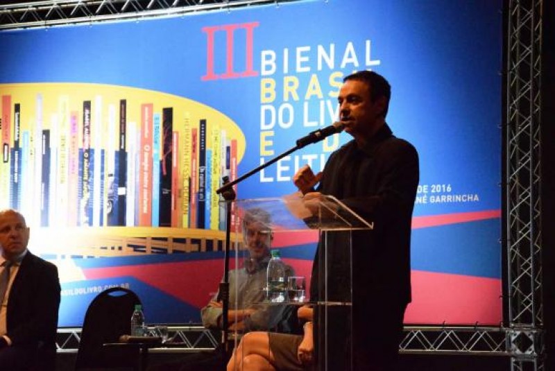 Imagem Ilustrando a Notícia: Bienal do Livro de Brasília começa hoje e homenageia sociólogo português