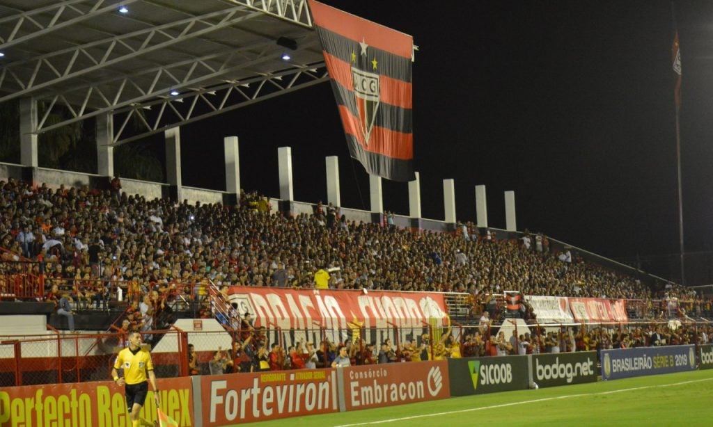 Imagem Ilustrando a Notícia: Atlético inicia venda de ingressos para jogo contra Figueirense