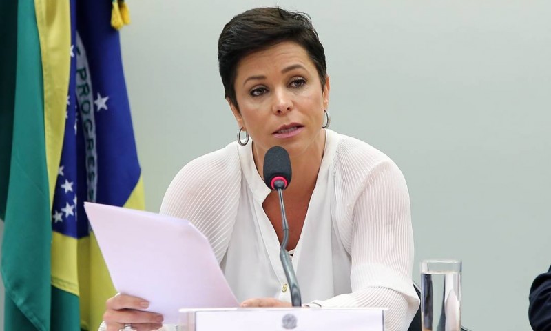 Imagem Ilustrando a Notícia: Governo não vai recuar da indicação de Cristiane Brasil como ministra