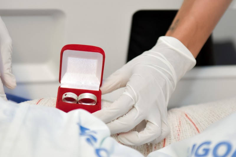 Imagem Ilustrando a Notícia: Paciente é pedido em casamento na UTI de hospital em Goiânia