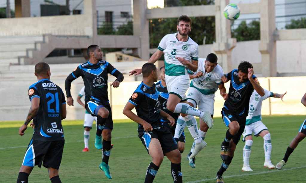 Imagem Ilustrando a Notícia: Heron lamenta derrota, mas visa confronto diante do Palmeiras: “Sabemos da dificuldade”