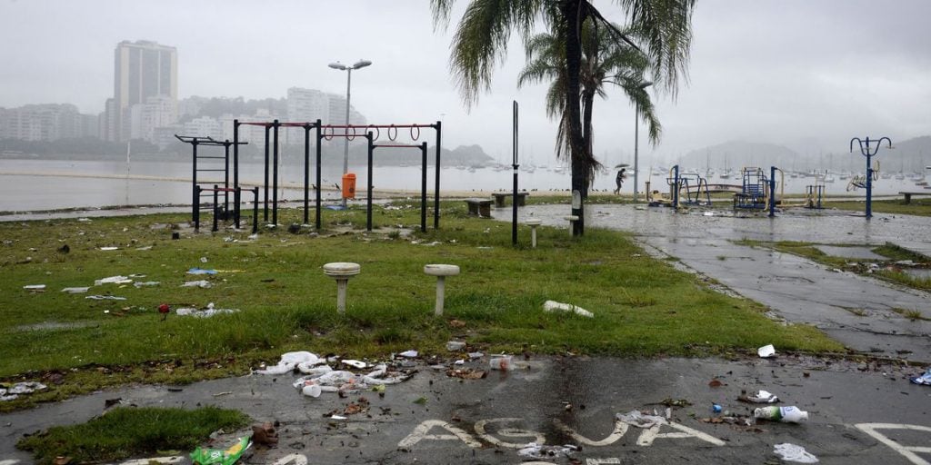 Imagem Ilustrando a Notícia: Número de mortos pela chuva no Rio sobe para quatro