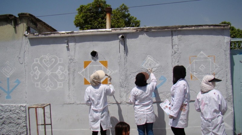 Imagem Ilustrando a Notícia: Muros são transformados em obras de arte no Irã