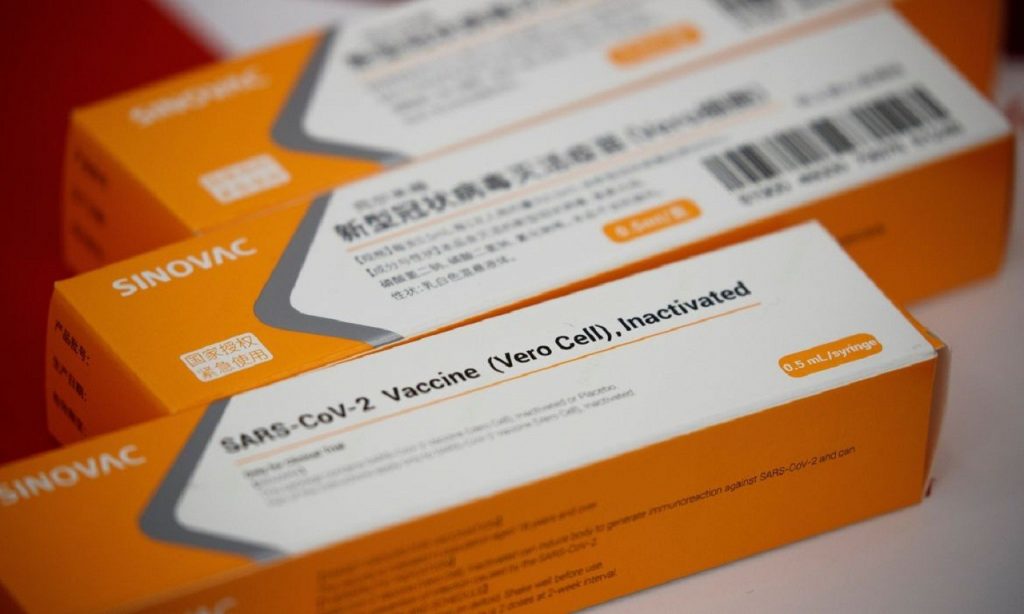 Imagem Ilustrando a Notícia: CoronaVac é a vacina em teste mais segura contra Covid-19, diz Butantan