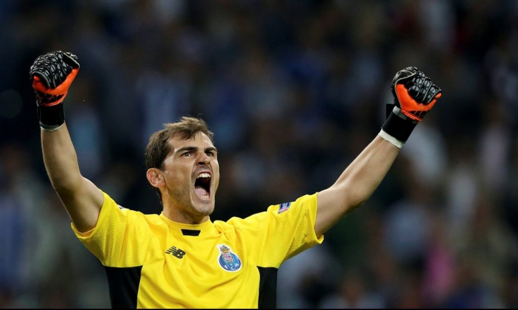 Imagem Ilustrando a Notícia: Casillas aposenta e será dirigente no Porto, afirma jornal português