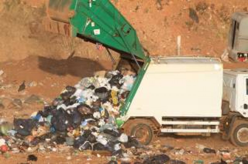 Imagem Ilustrando a Notícia: Sustentabilidade na coleta de resíduos de Goiânia