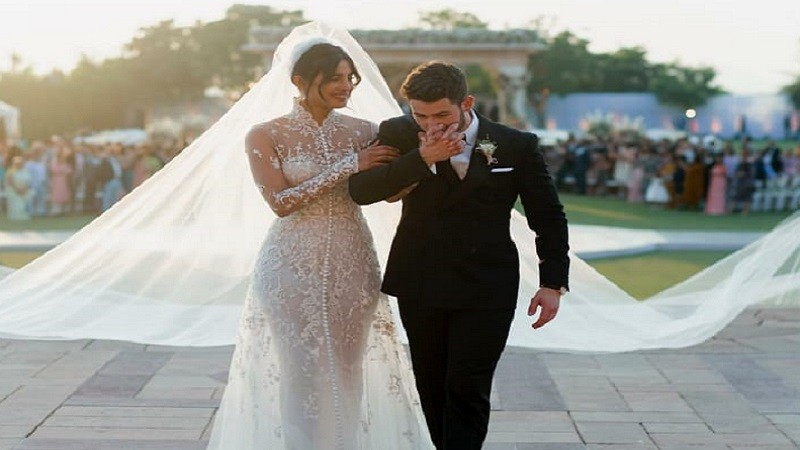 Imagem Ilustrando a Notícia: Fotos do casamento de Nick Jonas e Pryianka Chopra são divulgadas