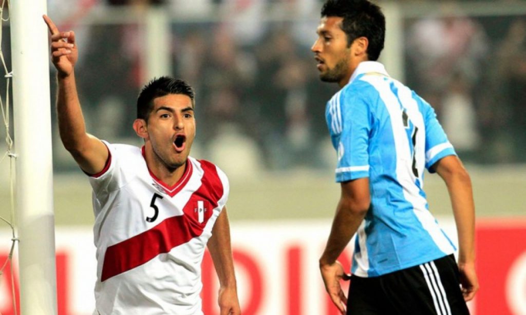 Imagem Ilustrando a Notícia: Zagueiro peruano é dúvida para partida contra o Brasil