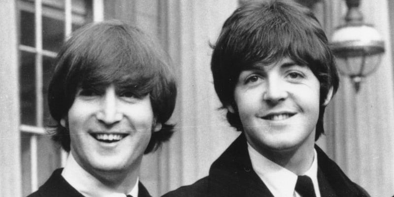 Imagem Ilustrando a Notícia: McCartney afirma que Lennon foi quem decidiu o fim dos Beatles