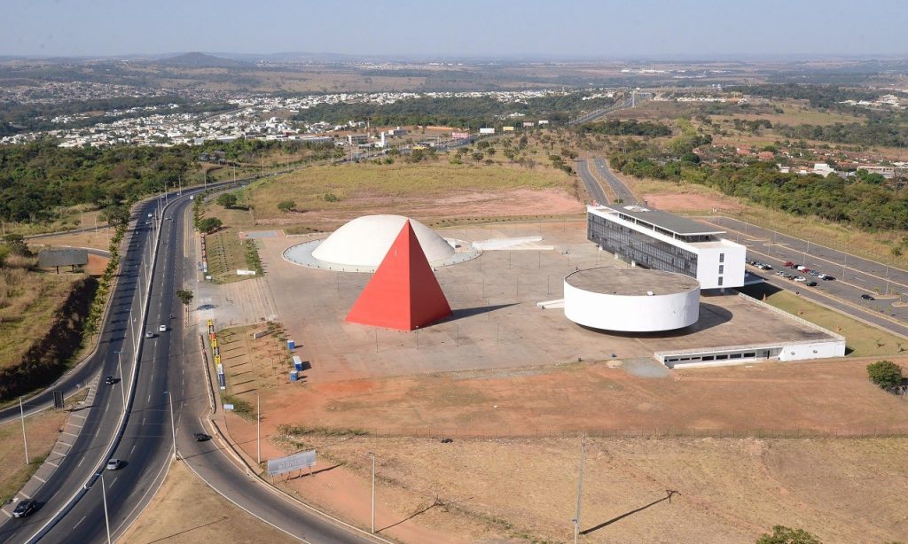 Imagem Ilustrando a Notícia: Centro Cultural Oscar Niemeyer reabre neste sábado (5)