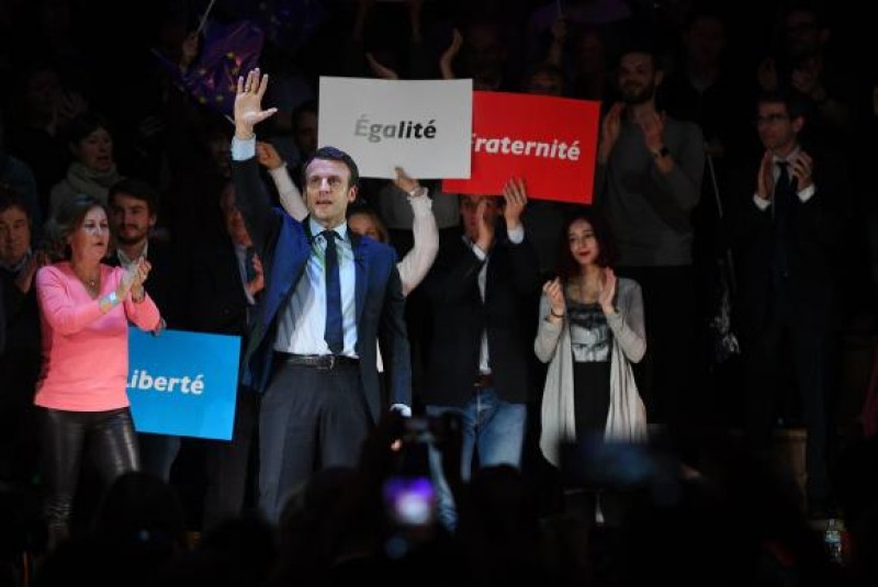 Imagem Ilustrando a Notícia: Candidato independente de 39 anos pode vencer eleição presidencial na França