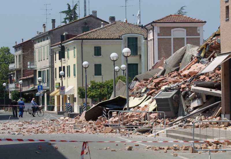 Imagem Ilustrando a Notícia: Apesar de resgates, Itália conta 268 mortos após terremoto