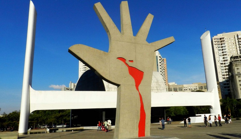 Imagem Ilustrando a Notícia: Memorial da América Latina abre, hoje (11), mostra América Florida