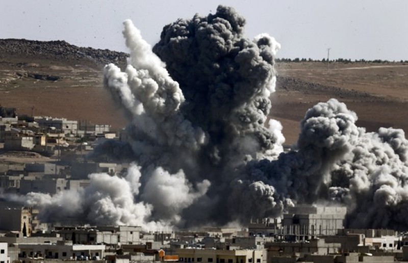 Imagem Ilustrando a Notícia: Bombardeios nos arredores de Damasco matam 19 civis