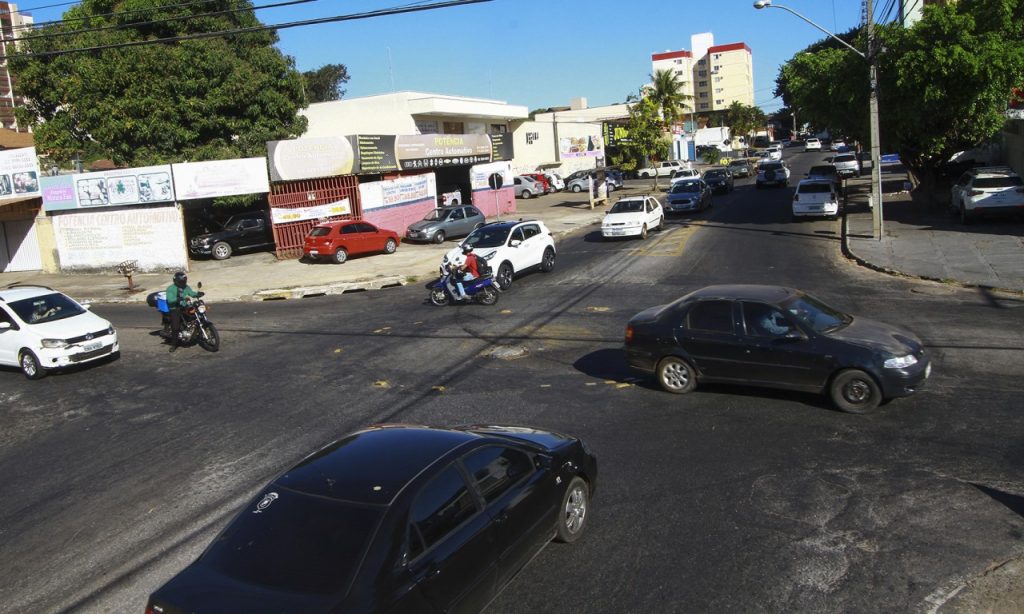 Imagem Ilustrando a Notícia: Goiânia mantém sinalização precária e engenharias de trânsito inadequadas