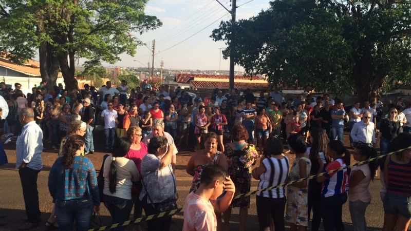 Imagem Ilustrando a Notícia: Autoridades políticas divulgam nota de pesar e repúdio pelo atentado em Itumbiara