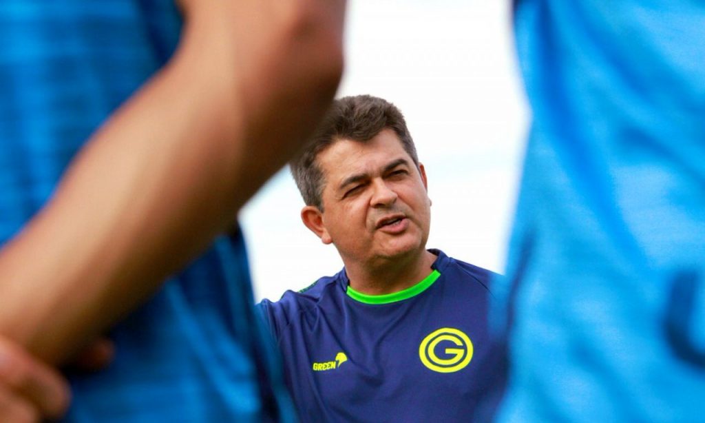 Imagem Ilustrando a Notícia: Goiás quer a segunda vitória seguida na Série A