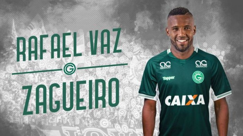 Imagem Ilustrando a Notícia: Goiás anuncia zagueiro e acerta com dois jogadores