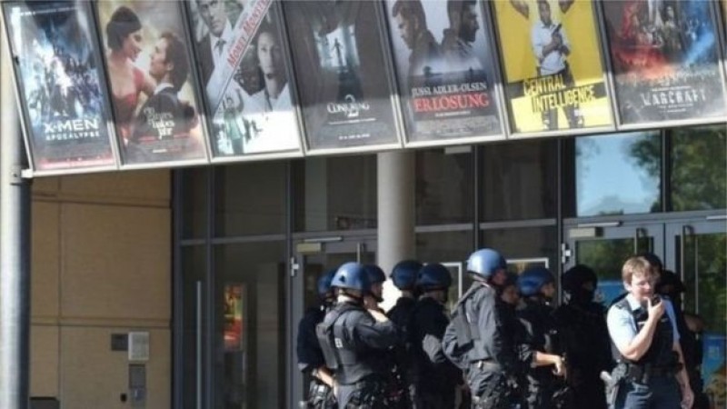 Imagem Ilustrando a Notícia: Atirador perturbado é preso na Alemanha por atacar cinema
