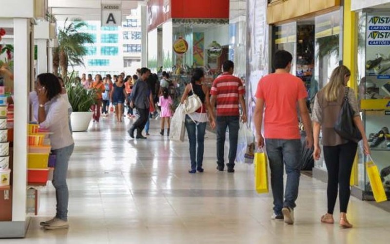 Imagem Ilustrando a Notícia: Goiás registra queda pelo 30º mês consecutivo nas vendas do comércio