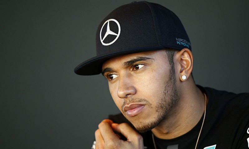 Imagem Ilustrando a Notícia: Lewis Hamilton quer equipes no topo