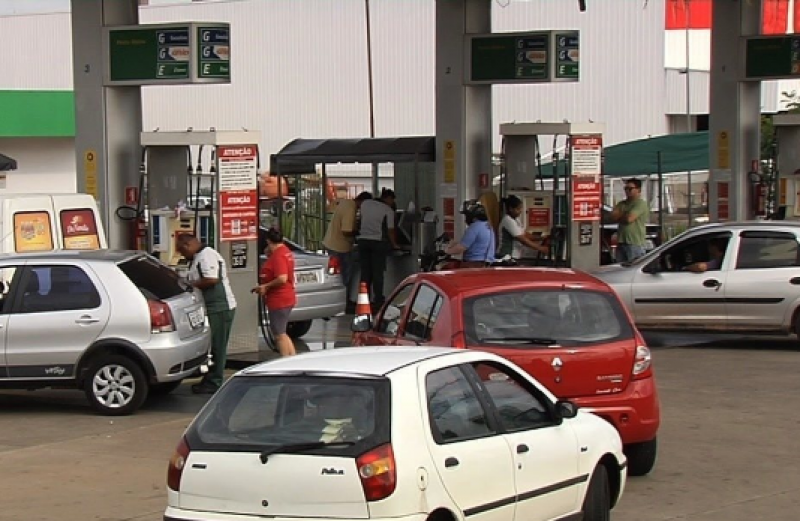 Imagem Ilustrando a Notícia: Sefaz divulga relatório sobre fatores de aumento dos combustíveis