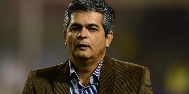 Imagem Ilustrando a Notícia: Técnico Ney Franco é o novo treinador do time do Goiás