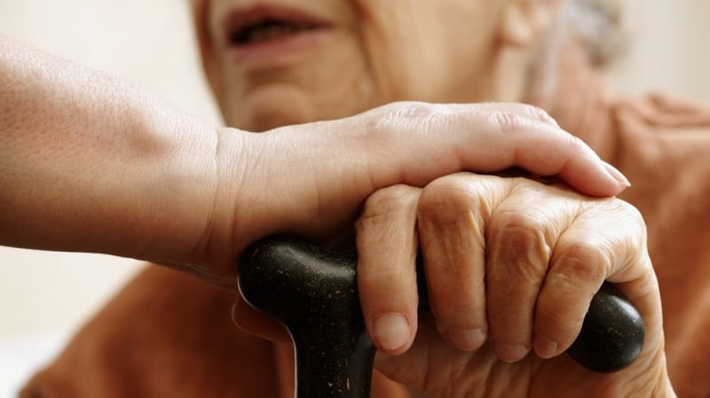 Imagem Ilustrando a Notícia: Semas alerta que 65% dos idosos que recebem o BPC podem ter benefício suspenso
