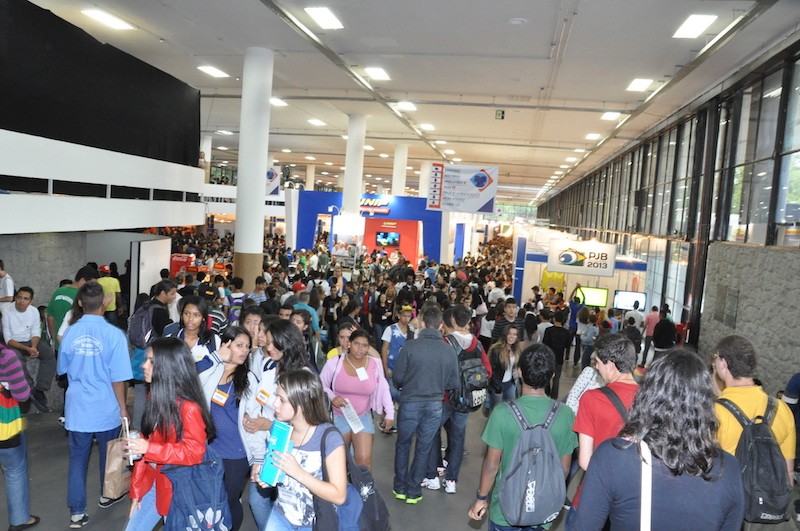 Imagem Ilustrando a Notícia: Ciee e OVG realizam 3º Feira do Estudante no Centro de Convenções de Goiânia